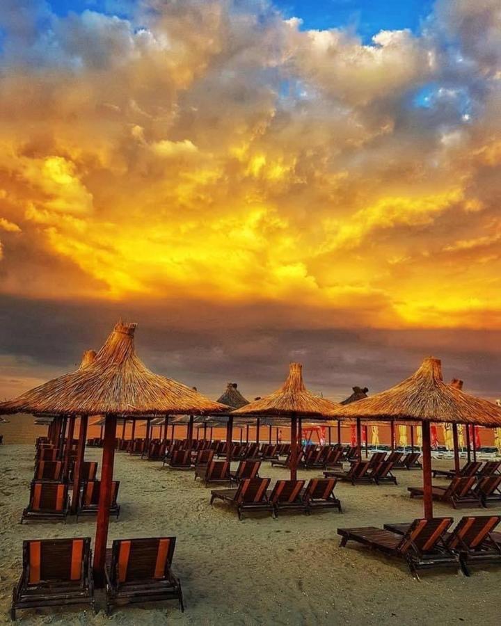 Wave 2 Mamaia Prima Linie Vedere La Mare 120Mp Năvodari Εξωτερικό φωτογραφία